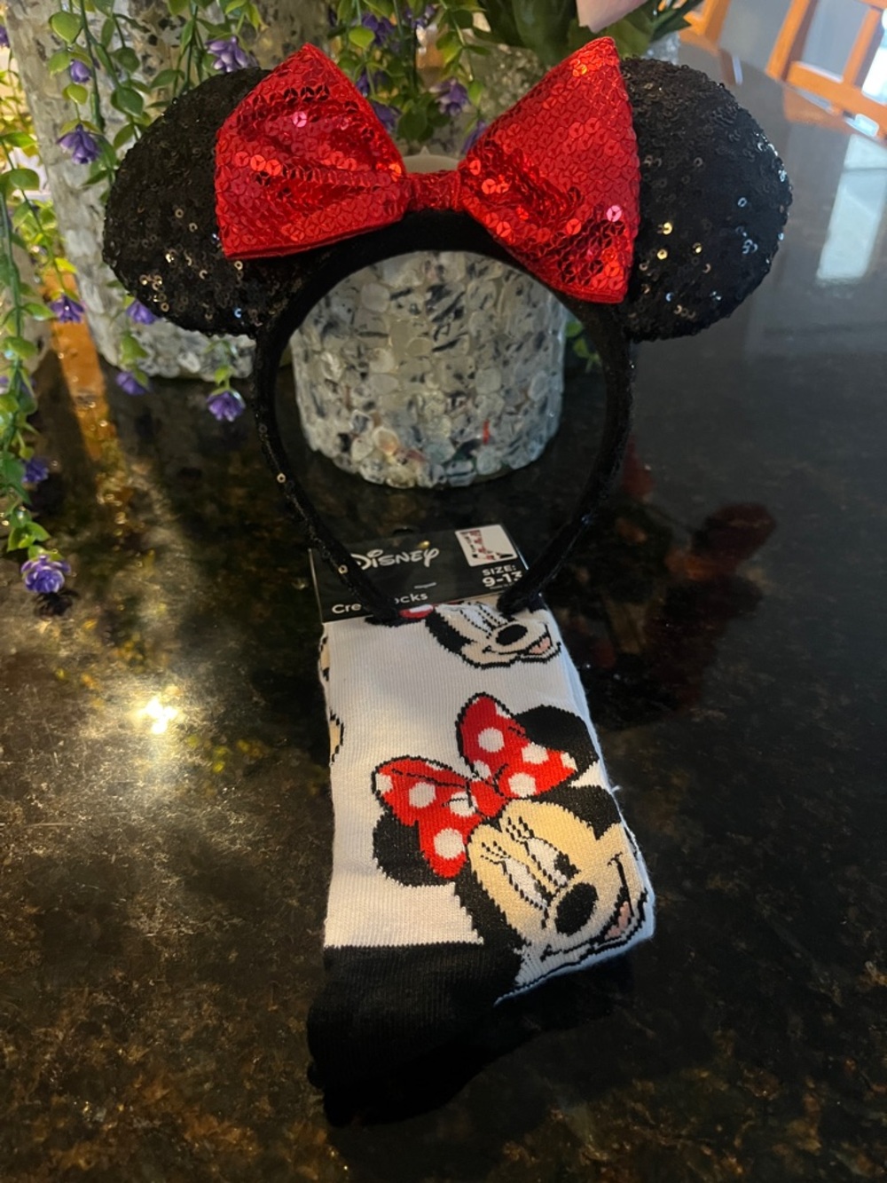 Disney parks Sequin Minnie Ear Headband with Red Bow / Minnie Mouse socks